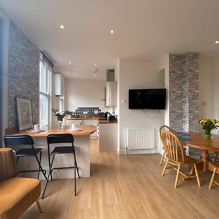 Cambridge Stays Diamond 2Br Apartment-Central-Parking-Walk To City & Train Station Εξωτερικό φωτογραφία