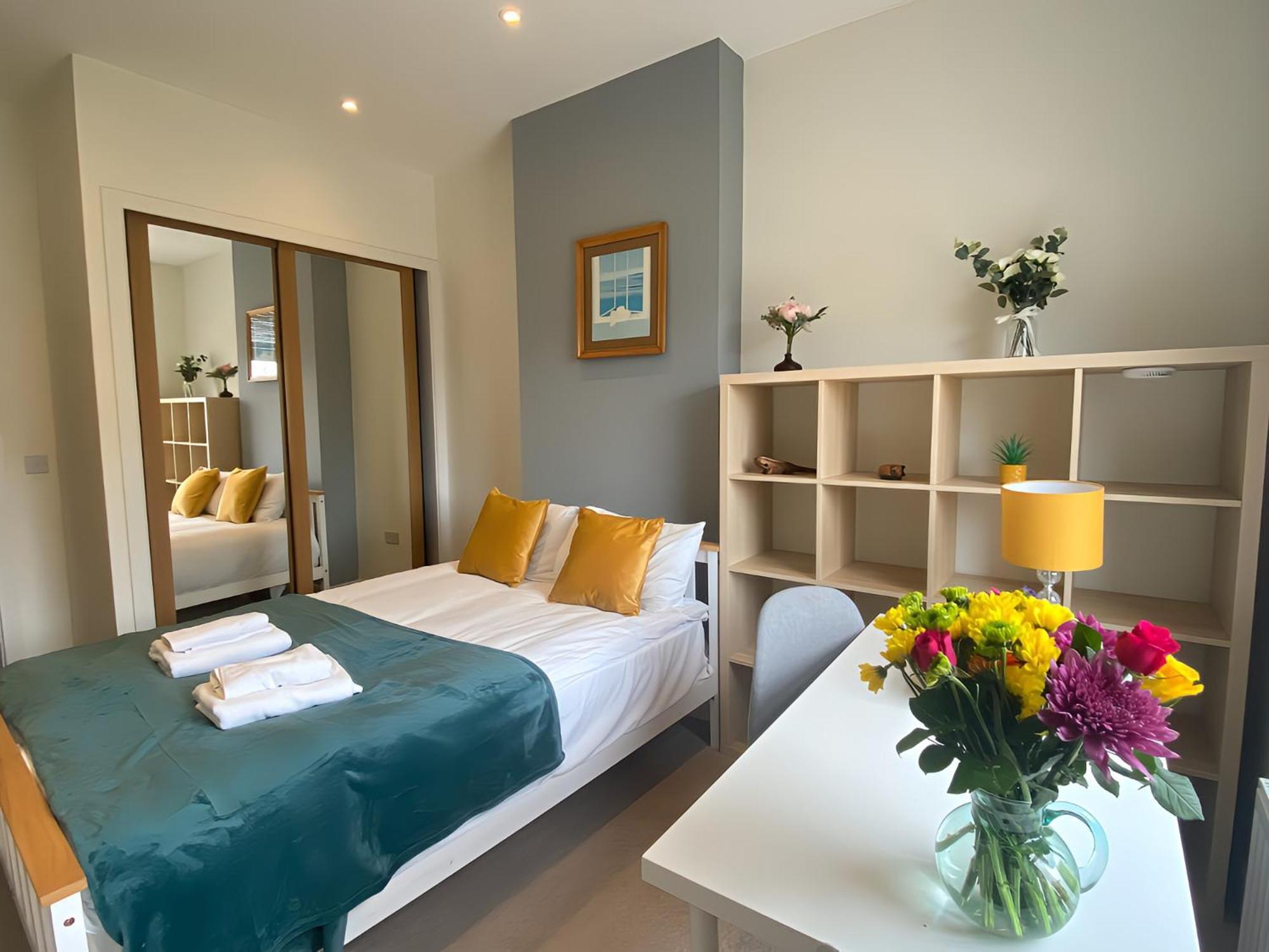 Cambridge Stays Diamond 2Br Apartment-Central-Parking-Walk To City & Train Station Εξωτερικό φωτογραφία